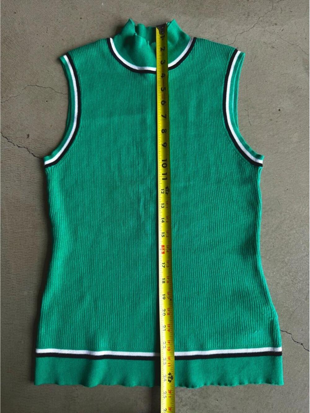 Cable & Gauge / Ribbed Mock Neck Sleeveless Top / Green - Picture 4 of 6